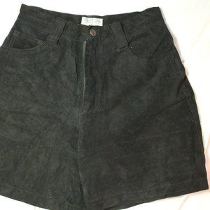 Genuine leather cowgirl shorts